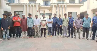 হাসপাতালে অভিযান: কিশোরগঞ্জে দালাল চক্রের ১৭ সদস্য গ্রেপ্তার